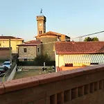 Апартаменты Cozy Corner Near Lucca Chiesina Uzzanese
