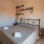 Cozy Corner Near Lucca Апартаменты *