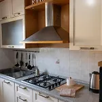 Cozy Corner Near Lucca Апартаменты Chiesina Uzzanese