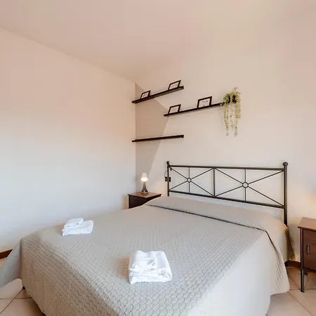 Cozy Corner Near Lucca *