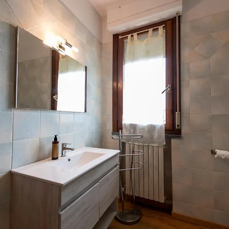 Cozy Corner Near Lucca *