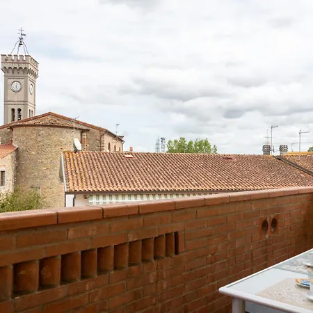 Cozy Corner Near Lucca